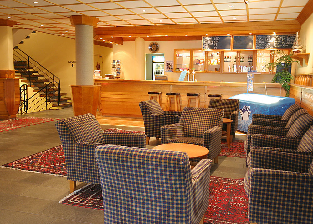 Hotel Adlon Mariehamn Exterior photo